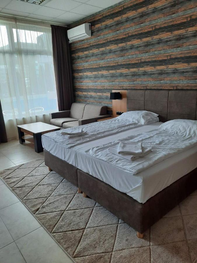 Бутикови Студиа Брита Kranevo Exteriér fotografie
