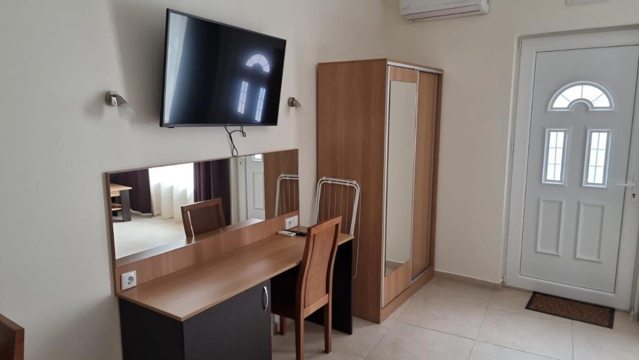 Бутикови Студиа Брита Kranevo Exteriér fotografie