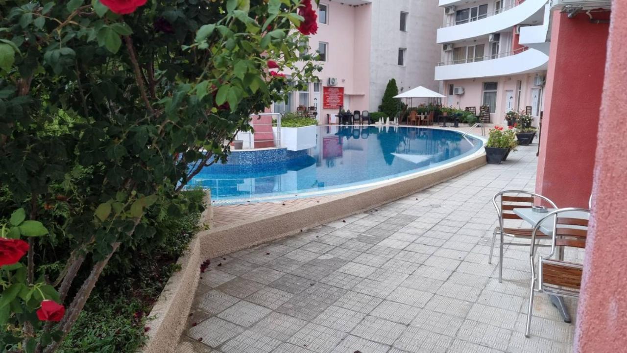 Бутикови Студиа Брита Kranevo Exteriér fotografie