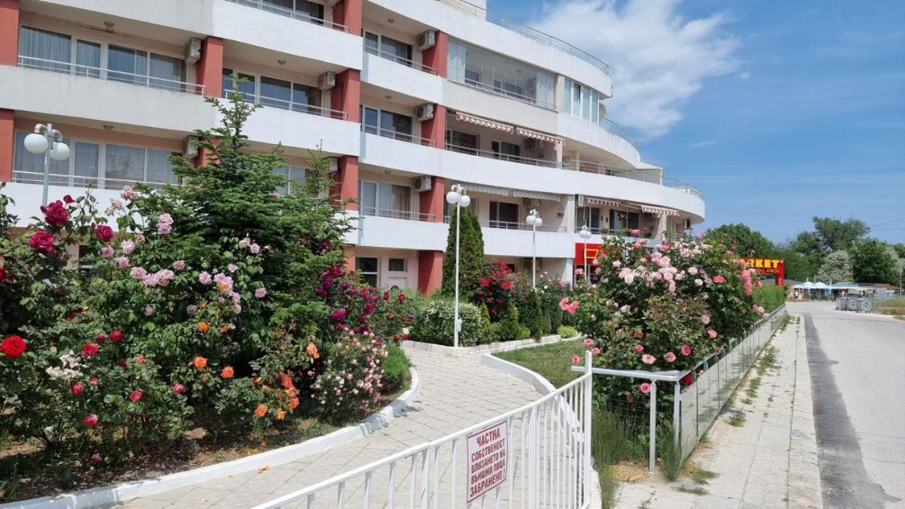 Бутикови Студиа Брита Kranevo Exteriér fotografie