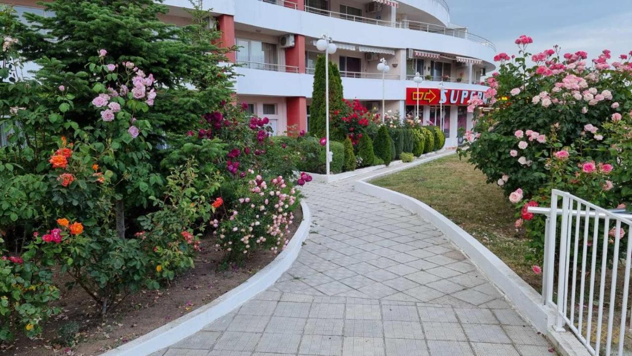 Бутикови Студиа Брита Kranevo Exteriér fotografie